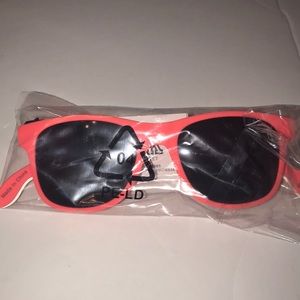 VICTORIAS SECRET PINK BOTTLE OPENER SUNGLASSES